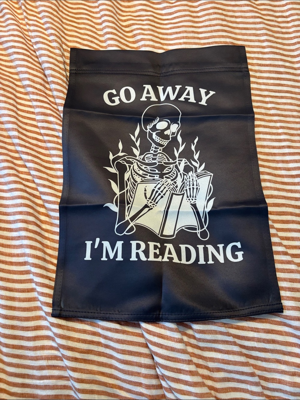 ‘Go Away I'm Reading' Graphic Garden Flag 12”x18”